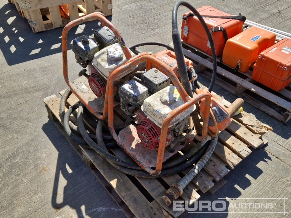 Belle Petrol Vibrating Concrete Poker & Drive (2 of), 110Volt Vibrating Concrete Poker (2 of) - Asfaltmachine: afbeelding 5 Belle Petrol Vibrating Concrete Poker & Drive (2 of), 110Volt Vibrating Concrete Poker (2 of) - Asfaltmachine: afbeelding 5