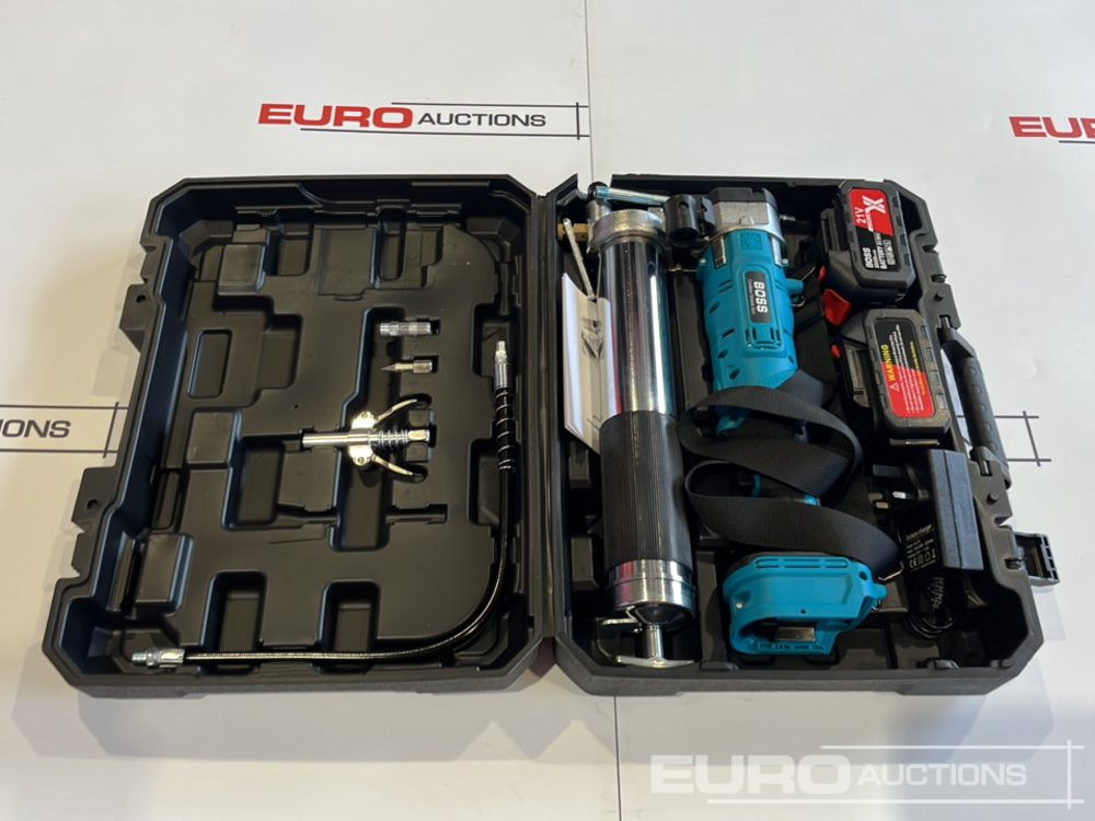 Boss 21 Volt Lithium Battery Cordless Grease Gun, 2 Batteries, Charger, Case, Shoulder Strap, Extension Pieces and Fittings - Bouwmaterieel: afbeelding 1 Boss 21 Volt Lithium Battery Cordless Grease Gun, 2 Batteries, Charger, Case, Shoulder Strap, Extension Pieces and Fittings - Bouwmaterieel: afbeelding 1