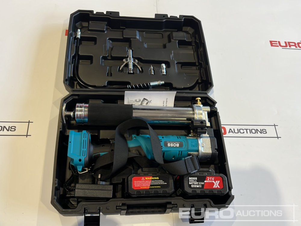 Boss 21 Volt Lithium Battery Cordless Grease Gun, 2 Batteries, Charger, Case, Shoulder Strap, Extension Pieces and Fittings - Bouwmaterieel: afbeelding 2 Boss 21 Volt Lithium Battery Cordless Grease Gun, 2 Batteries, Charger, Case, Shoulder Strap, Extension Pieces and Fittings - Bouwmaterieel: afbeelding 2