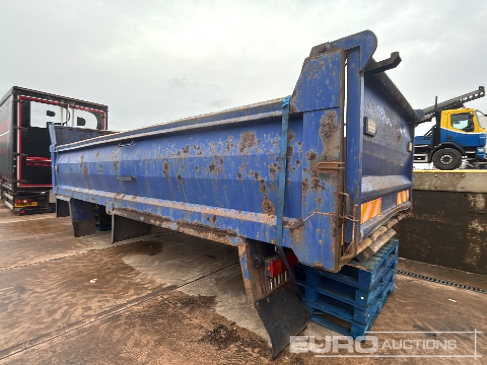Bovile 8x4 Tipper Body, Tipping Ram - Kipper laadbak: afbeelding 3 Bovile 8x4 Tipper Body, Tipping Ram - Kipper laadbak: afbeelding 3