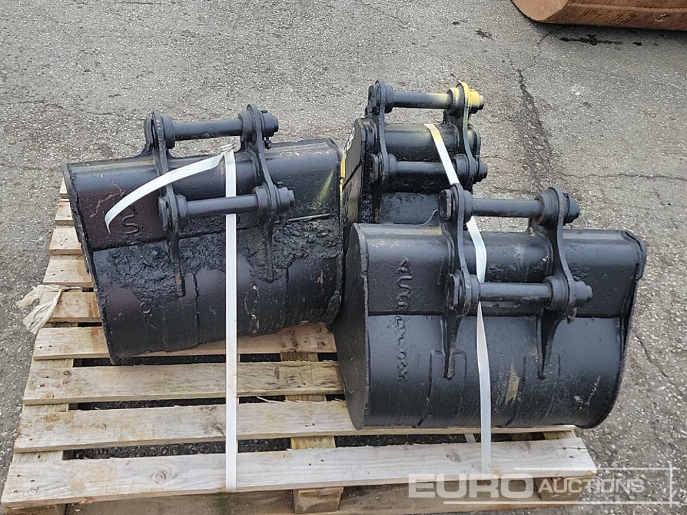 CAT 24", 24", 12" Digging Bucket 35mm Pin to suit Mini Excavator - Bak: afbeelding 4 CAT 24", 24", 12" Digging Bucket 35mm Pin to suit Mini Excavator - Bak: afbeelding 4