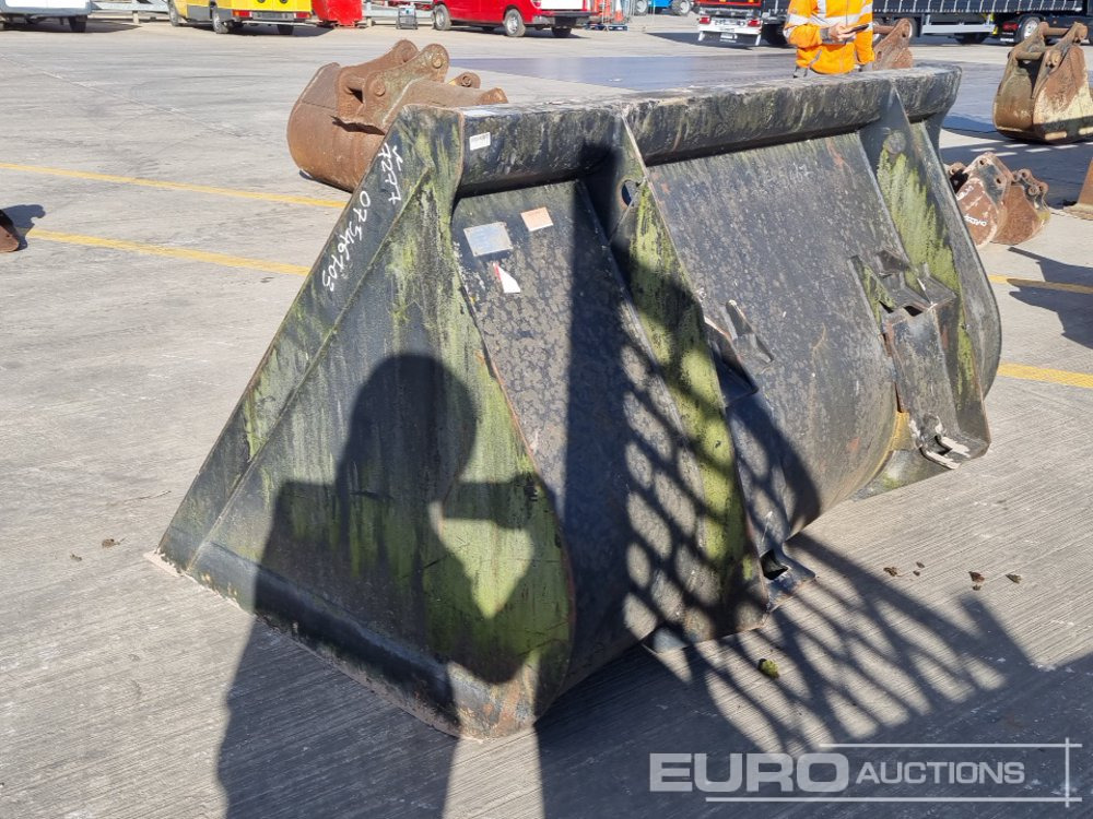 CAT 78" Loading Bucket to suit Skidsteer Loader - Bak: afbeelding 3 CAT 78" Loading Bucket to suit Skidsteer Loader - Bak: afbeelding 3