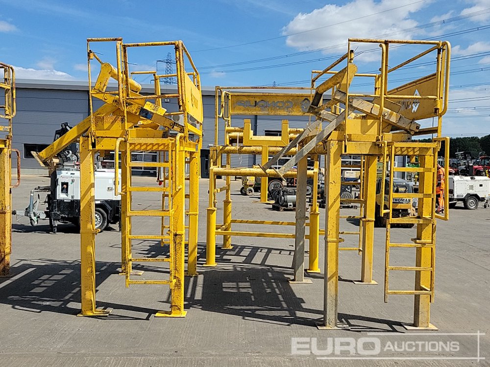 Conquip Concrete Skip Washing Platform (3 of) - Betonmachine: afbeelding 2 Conquip Concrete Skip Washing Platform (3 of) - Betonmachine: afbeelding 2