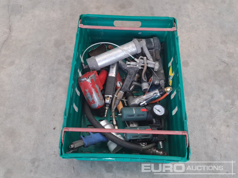 Crate of Miscellaneous Tools - Werkplaats toebehoor: afbeelding 2 Crate of Miscellaneous Tools - Werkplaats toebehoor: afbeelding 2