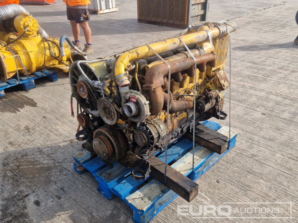 Deutz 6 Cylinder Engine - Motor: afbeelding 1 Deutz 6 Cylinder Engine - Motor: afbeelding 1