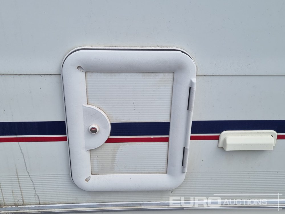 Buscamper Ford Herald 5 Speed 3 Birth Motor Home, W/C, Cooker: afbeelding 20