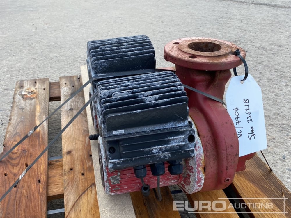 Grundfos UPED 80-120F Twin Head Commercial Circulator - Water pomp: afbeelding 4 Grundfos UPED 80-120F Twin Head Commercial Circulator - Water pomp: afbeelding 4