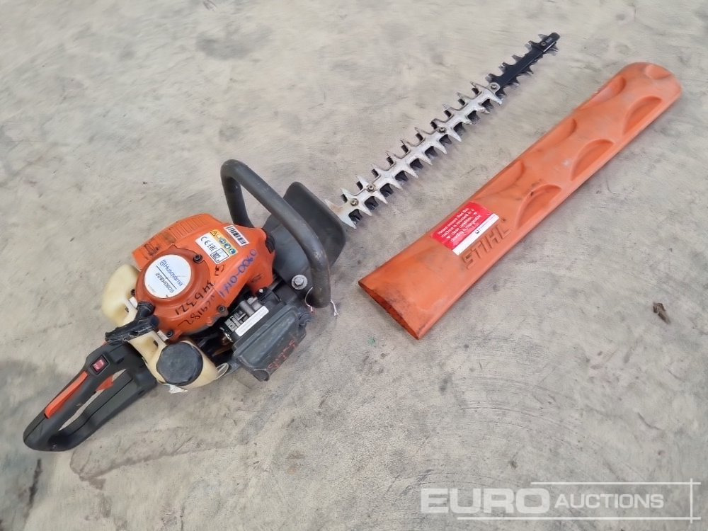 Husqvarna 226HD60S Petrol Hedge Trimmer - Bouwmaterieel: afbeelding 5 Husqvarna 226HD60S Petrol Hedge Trimmer - Bouwmaterieel: afbeelding 5