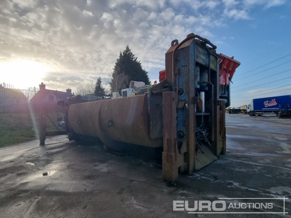 Hydraulic Baler Sheer, 4 Cylinder Engine - Industriële shredder: afbeelding 3 Hydraulic Baler Sheer, 4 Cylinder Engine - Industriële shredder: afbeelding 3