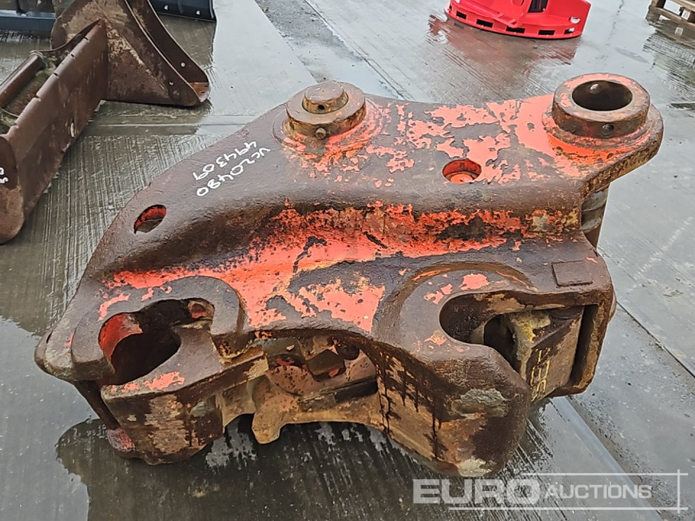 Hydraulic Double Lock QH 100/110mm Pin - Snelwissel: afbeelding 4 Hydraulic Double Lock QH 100/110mm Pin - Snelwissel: afbeelding 4