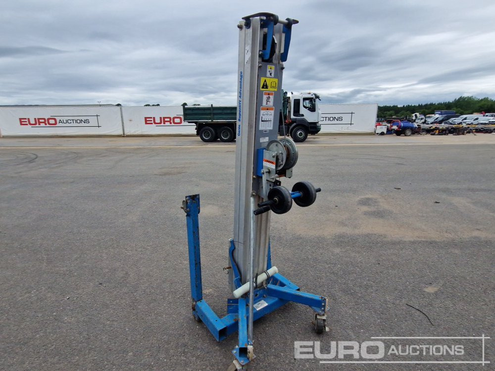 Genie SLA-10 - Intern transport: afbeelding 1 Genie SLA-10 - Intern transport: afbeelding 1