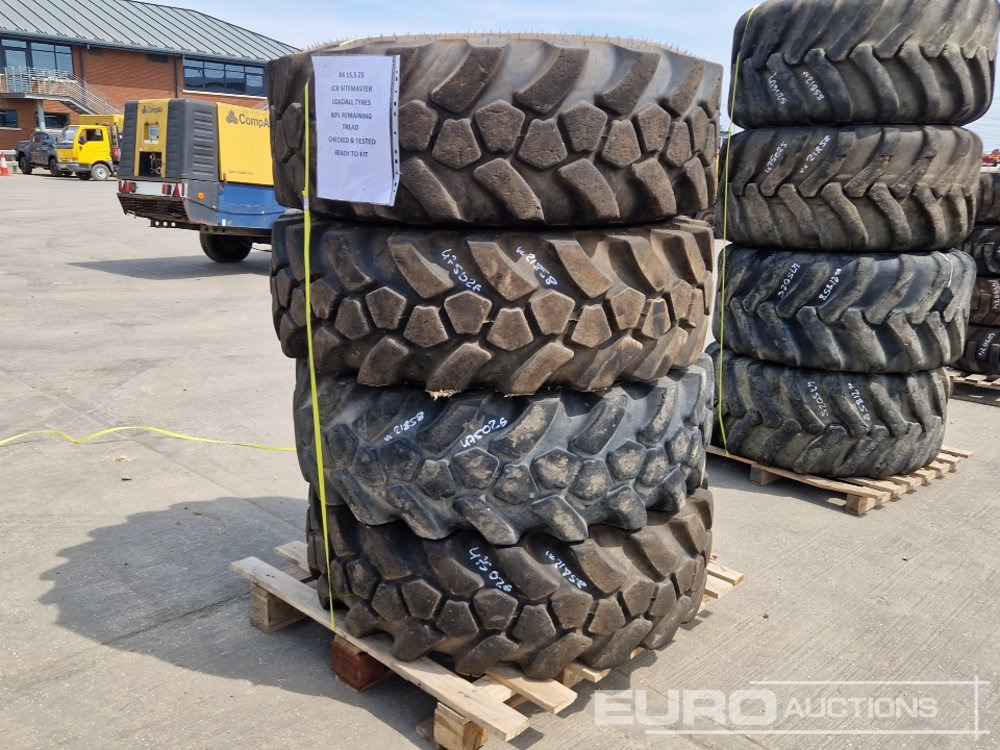 JCB 15.5-25 L-2 Tyre (4 of) - Band: afbeelding 2 JCB 15.5-25 L-2 Tyre (4 of) - Band: afbeelding 2