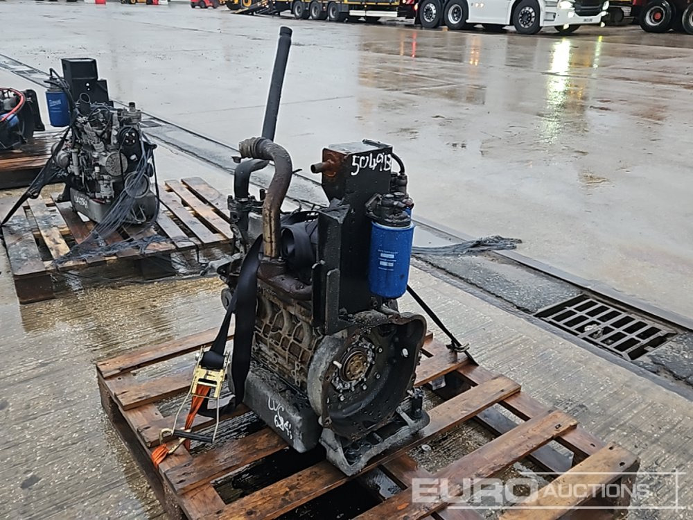 Kubota 4 Cylinder Engine - Motor: afbeelding 5 Kubota 4 Cylinder Engine - Motor: afbeelding 5