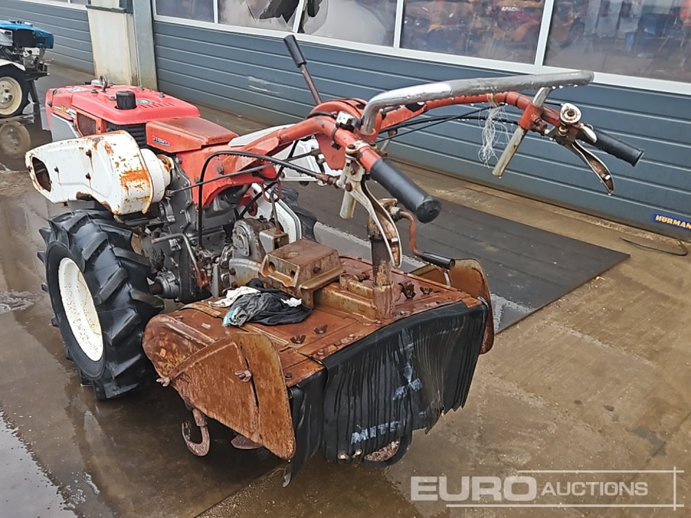 Mitsubishi CT601 - Landbouwmachine: afbeelding 3 Mitsubishi CT601 - Landbouwmachine: afbeelding 3