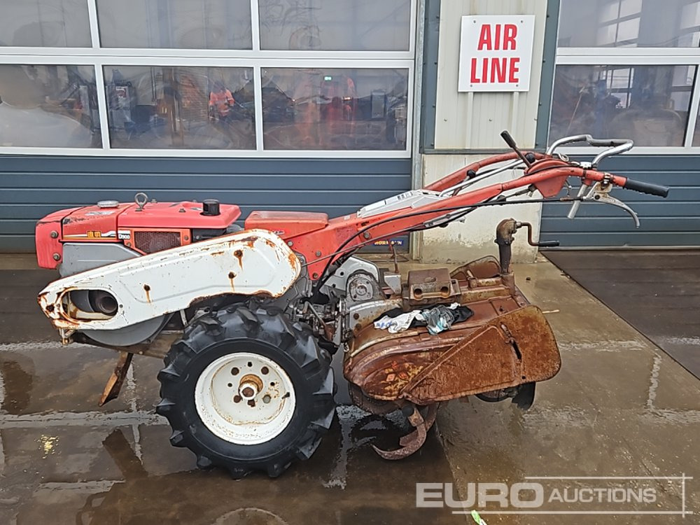 Mitsubishi CT601 - Landbouwmachine: afbeelding 2 Mitsubishi CT601 - Landbouwmachine: afbeelding 2