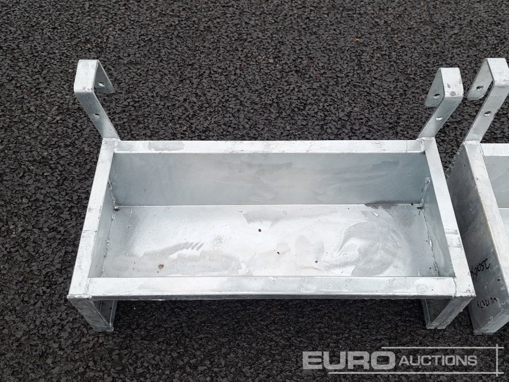 Landbouwmachine Unused 2' Hanging Trough (2 of): afbeelding 6