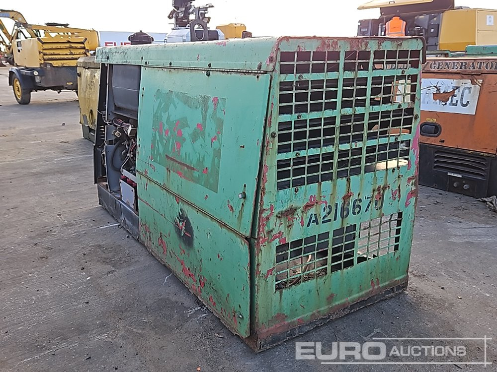 Lincoln Electric Ranger 300DLX - Industrie generator: afbeelding 3 Lincoln Electric Ranger 300DLX - Industrie generator: afbeelding 3