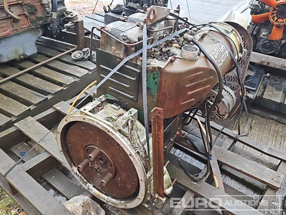 Lister Petter 3 Cylinder Engine - Motor: afbeelding 1 Lister Petter 3 Cylinder Engine - Motor: afbeelding 1
