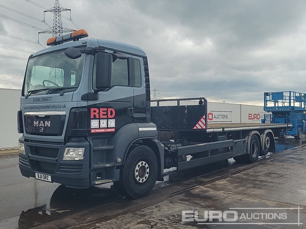 MAN 26.400 - Vrachtwagen met open laadbak: afbeelding 1 MAN 26.400 - Vrachtwagen met open laadbak: afbeelding 1