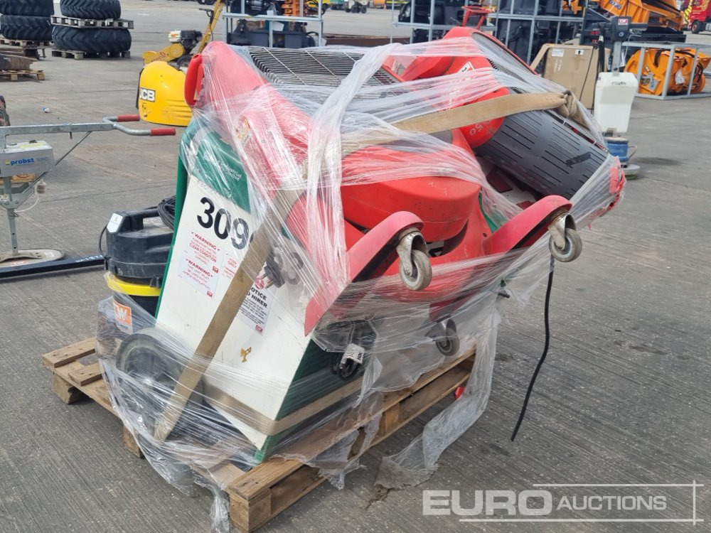 Makita 230Volt Industrial Dry Vacuum Cleaner, V-TUF 110Volt Industrial Dry Vacuum Cleaner, Ebac Electric Dehumidifier (2 of), Electric Space Heater (2 of) - Bouwmaterieel: afbeelding 3 Makita 230Volt Industrial Dry Vacuum Cleaner, V-TUF 110Volt Industrial Dry Vacuum Cleaner, Ebac Electric Dehumidifier (2 of), Electric Space Heater (2 of) - Bouwmaterieel: afbeelding 3