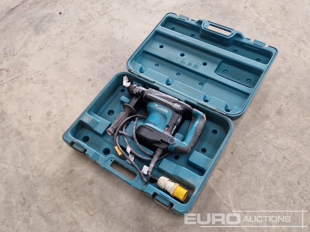 Makita HR3210C 110 Volt Hammer Drill/Breaker - Bouwmaterieel: afbeelding 1 Makita HR3210C 110 Volt Hammer Drill/Breaker - Bouwmaterieel: afbeelding 1