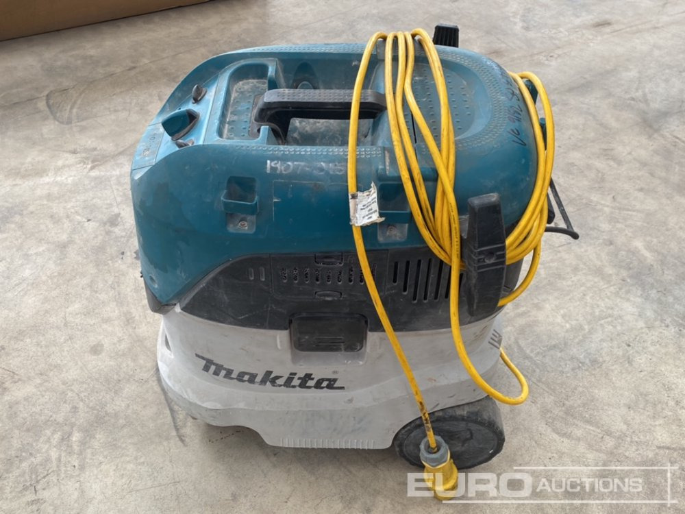 Makita VC4210MX1 110 Volt Dust Extractor - Bouwmaterieel: afbeelding 2 Makita VC4210MX1 110 Volt Dust Extractor - Bouwmaterieel: afbeelding 2