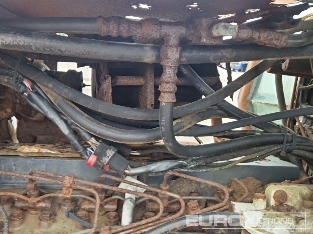 Tractor Massey Ferguson 4WD Tractor, 3 Spool Valve (Spares): afbeelding 17
