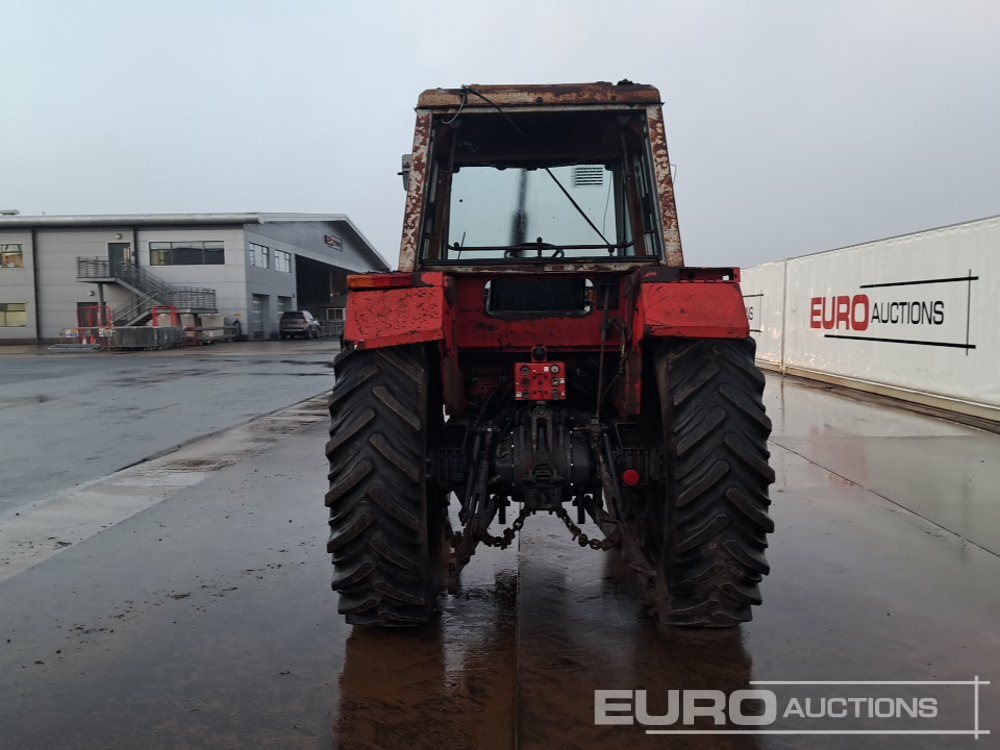 Massey Ferguson 698 - Tractor: afbeelding 4 Massey Ferguson 698 - Tractor: afbeelding 4