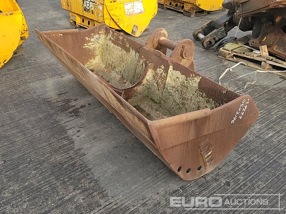 Miller 84" Ditching Bucket 80mm to suit 20 Ton Excavator - Bak: afbeelding 1 Miller 84" Ditching Bucket 80mm to suit 20 Ton Excavator - Bak: afbeelding 1