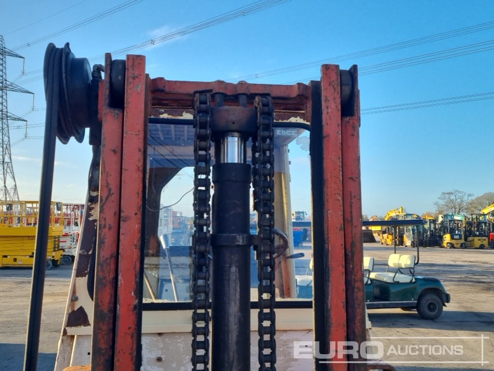 Diesel heftruck Nissan YGF03A40TU: afbeelding 15 Diesel heftruck Nissan YGF03A40TU: afbeelding 15