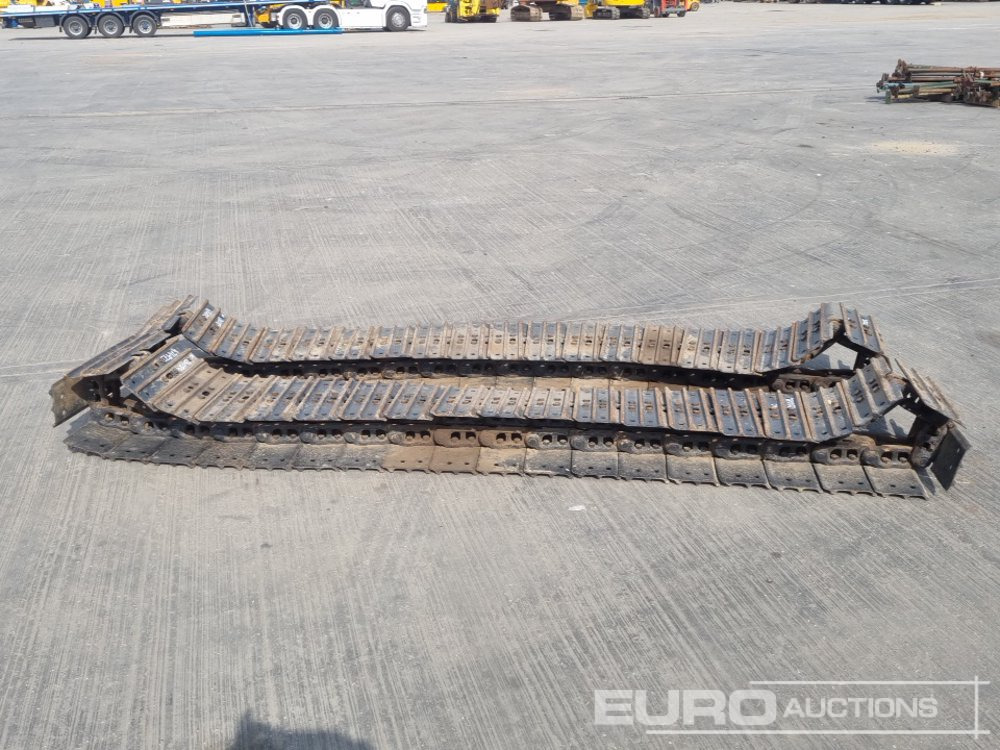 450mm Track Group to suit Komatsu PC78 (2 of) - Onderdelen: afbeelding 2 450mm Track Group to suit Komatsu PC78 (2 of) - Onderdelen: afbeelding 2
