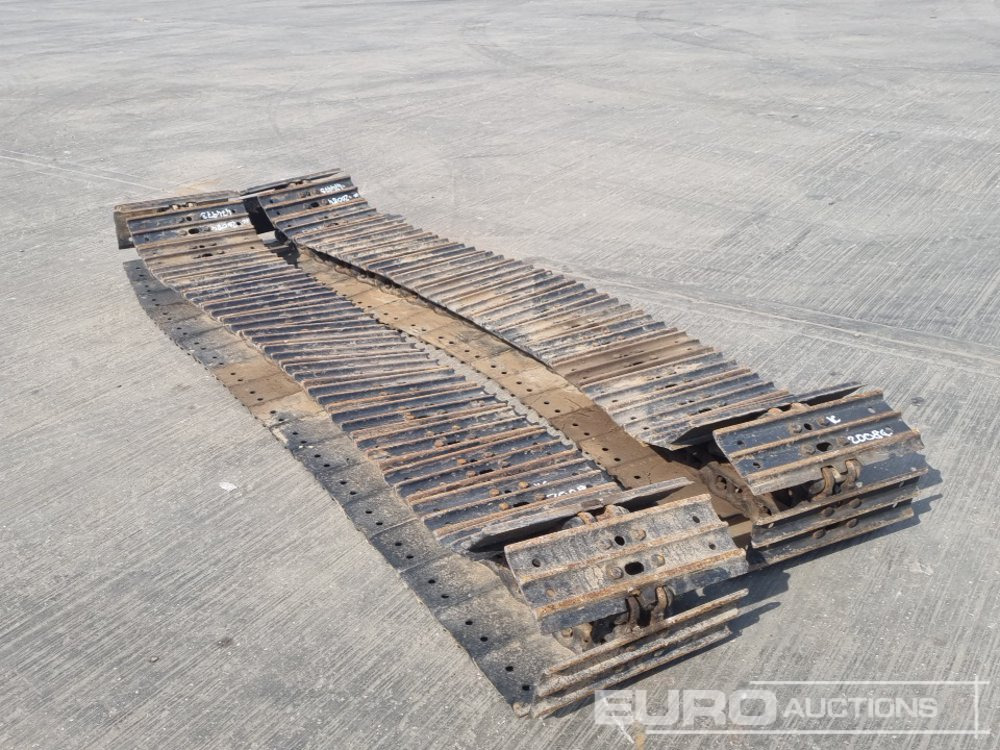 450mm Track Group to suit Komatsu PC78 (2 of) - Onderdelen: afbeelding 3 450mm Track Group to suit Komatsu PC78 (2 of) - Onderdelen: afbeelding 3