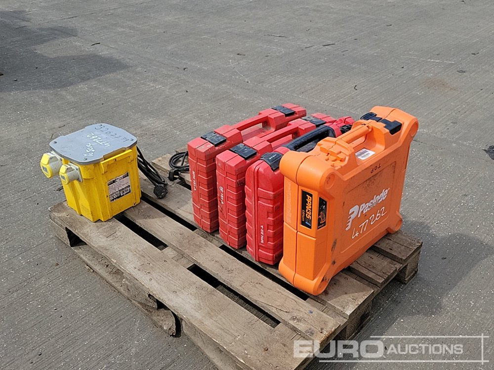 Paslode PPM35Ci Battery Nail Gun, Bosch 230Volt Heat Gun, Hilti Battery Drill (3 of), 110Volt Transformer - Bouwmaterieel: afbeelding 5 Paslode PPM35Ci Battery Nail Gun, Bosch 230Volt Heat Gun, Hilti Battery Drill (3 of), 110Volt Transformer - Bouwmaterieel: afbeelding 5