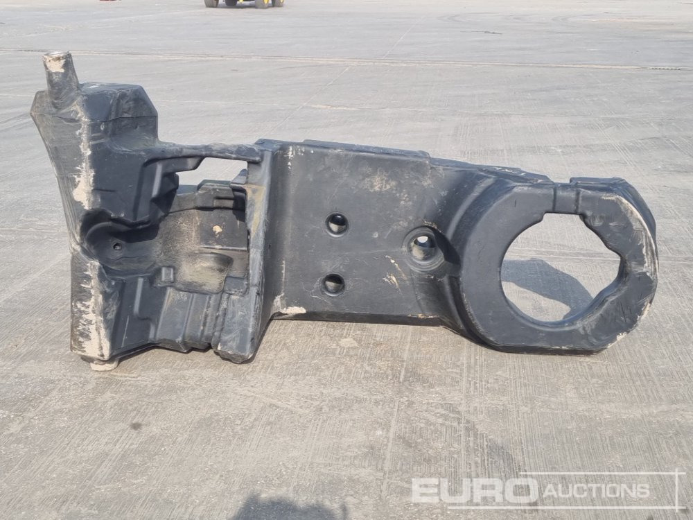 Plastic Fuel Tank to suit John Deere Tractor - Bouwmaterieel: afbeelding 2 Plastic Fuel Tank to suit John Deere Tractor - Bouwmaterieel: afbeelding 2