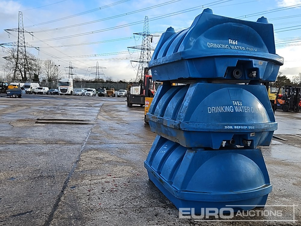 Plastic Water Bowser (3 of) - Opslagtank: afbeelding 4 Plastic Water Bowser (3 of) - Opslagtank: afbeelding 4