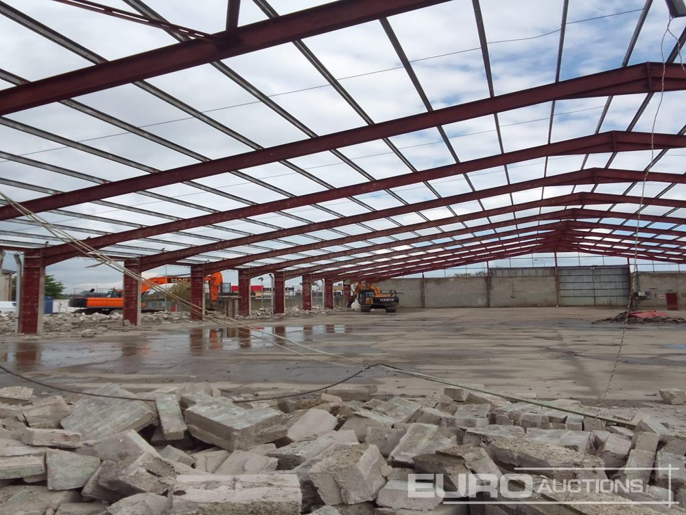 Portal Frame Building L220' x W120', 16' to Eaves, Purlins - Wooncontainer: afbeelding 4 Portal Frame Building L220' x W120', 16' to Eaves, Purlins - Wooncontainer: afbeelding 4