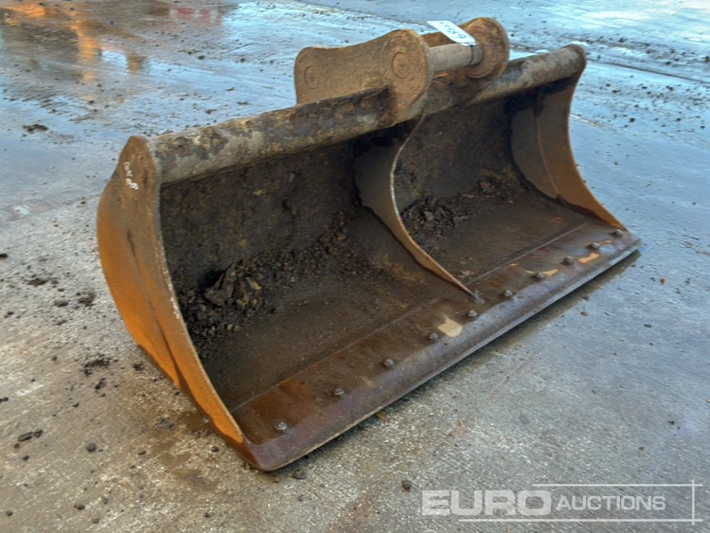 Strickland 84" Ditching Bucket 80mm Pin to suit 20 Ton Excavator - Bak: afbeelding 1 Strickland 84" Ditching Bucket 80mm Pin to suit 20 Ton Excavator - Bak: afbeelding 1
