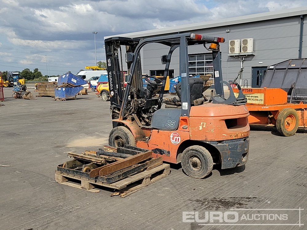 Toyota 25 - LPG heftruck: afbeelding 3 Toyota 25 - LPG heftruck: afbeelding 3
