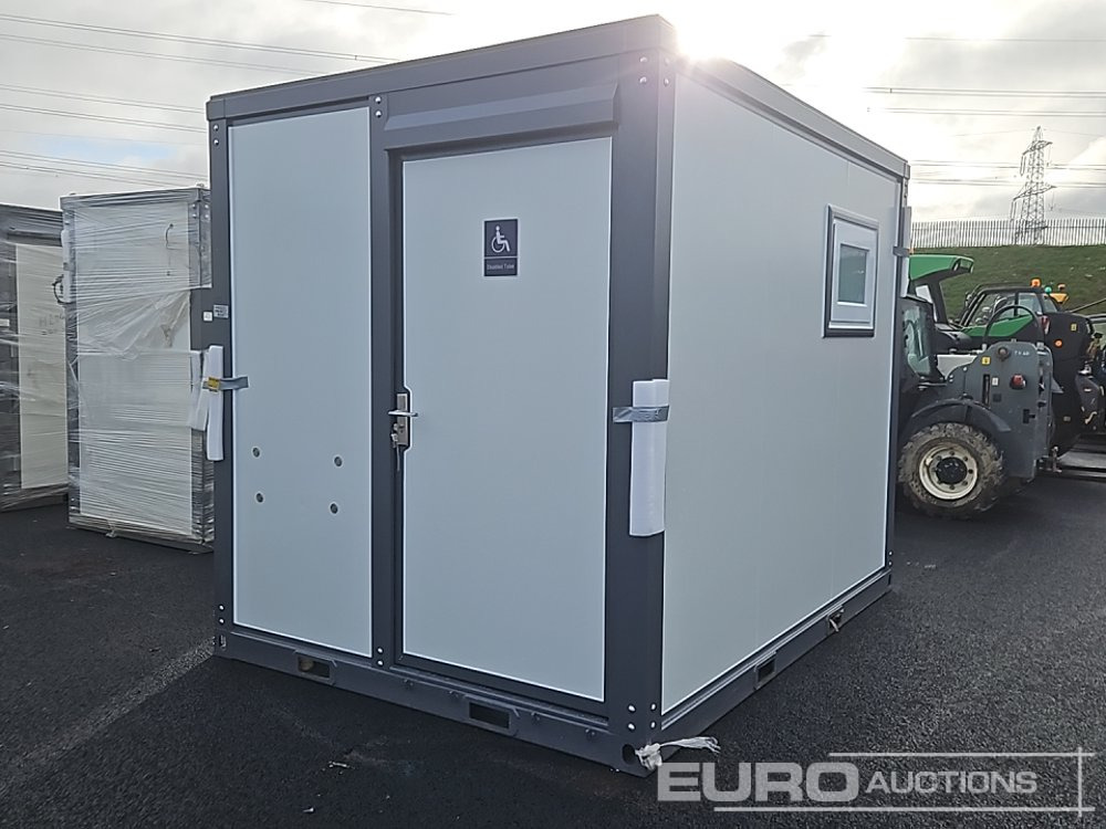 Unused 10' Disabled Toilet (Cannot Be Reconsigned) - Zeecontainer: afbeelding 1 Unused 10' Disabled Toilet (Cannot Be Reconsigned) - Zeecontainer: afbeelding 1