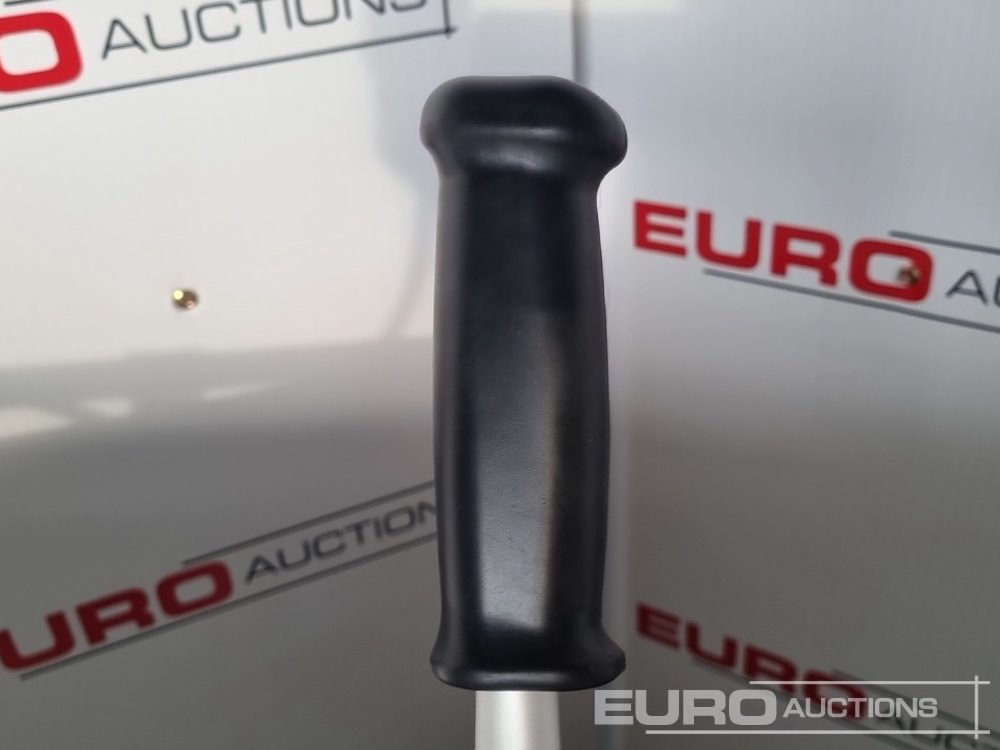 Unused 2024 Boss CG430Y-2 - Werkplaats toebehoor: afbeelding 5 Unused 2024 Boss CG430Y-2 - Werkplaats toebehoor: afbeelding 5