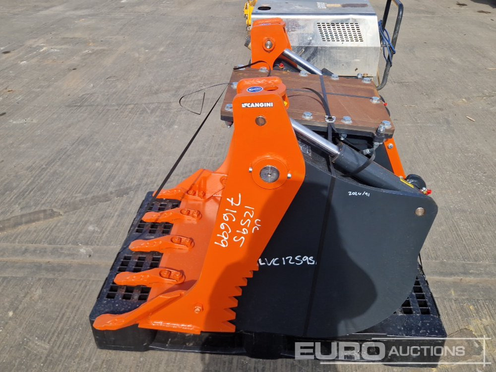 Unused 2024 Cangini 32" 4 in 1 Bucket to sut Excavator - Bak: afbeelding 2 Unused 2024 Cangini 32" 4 in 1 Bucket to sut Excavator - Bak: afbeelding 2