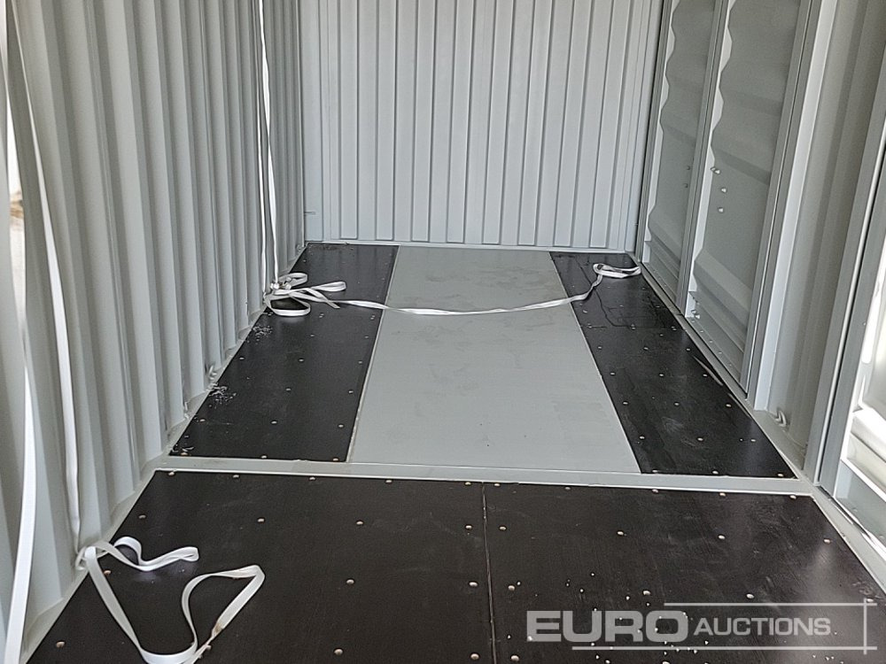 Unused 2025 40' x 8' High Cube Container, 4 Side Doors, 1 End Door (Cannot Be Reconsigned) - Zeecontainer: afbeelding 2 Unused 2025 40' x 8' High Cube Container, 4 Side Doors, 1 End Door (Cannot Be Reconsigned) - Zeecontainer: afbeelding 2