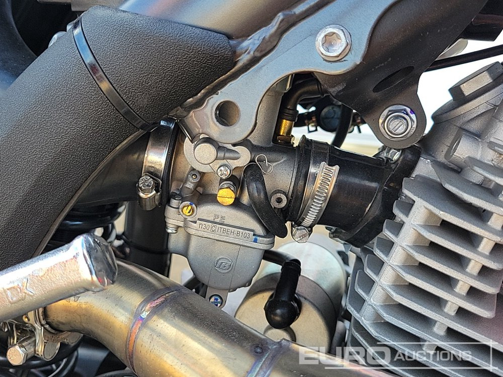 Motorfiets Unused 2025 Apollo Storm 300cc Motorcross Bike, 21" Front, 18" Rear Tyres, Electric Start, Air Cooled, Hydraulic Suspension, Disc Brakes, Lighting Kit (UNASSEMBLED): afbeelding 20