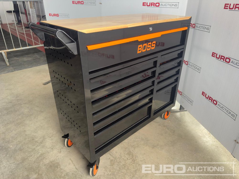 Unused 2025 Boss Wheeled Tool Trolley, 523pcs Tool Kit, Worktop (Black) - Bouwmaterieel: afbeelding 1 Unused 2025 Boss Wheeled Tool Trolley, 523pcs Tool Kit, Worktop (Black) - Bouwmaterieel: afbeelding 1