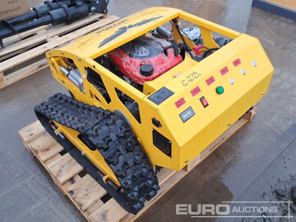 Unused 2025 Salini RC-900 Radio Controlled Tracked Lawnmower (Controls in Office) - Gazonmaaier: afbeelding 3 Unused 2025 Salini RC-900 Radio Controlled Tracked Lawnmower (Controls in Office) - Gazonmaaier: afbeelding 3