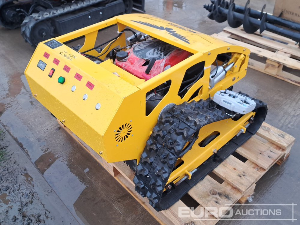 Unused 2025 Salini RC-900 Radio Controlled Tracked Lawnmower (Controls in Office) - Gazonmaaier: afbeelding 5 Unused 2025 Salini RC-900 Radio Controlled Tracked Lawnmower (Controls in Office) - Gazonmaaier: afbeelding 5