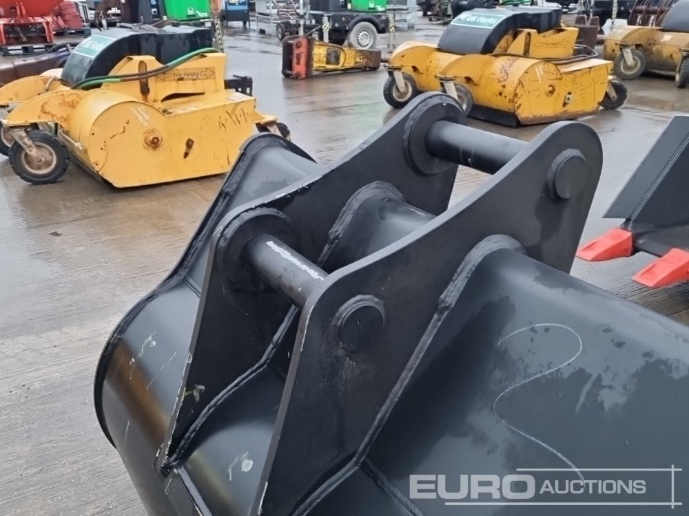 Nieuw Bak Unused 60" Digging Bucket 80mm Pin to suit 20 Ton Excavator: afbeelding 11 Nieuw Bak Unused 60" Digging Bucket 80mm Pin to suit 20 Ton Excavator: afbeelding 11