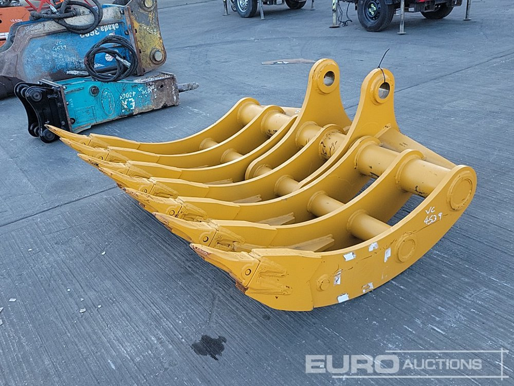 Unused 65" Rake 80mm Pin to suit 20 Ton Excavator - Bak: afbeelding 2 Unused 65" Rake 80mm Pin to suit 20 Ton Excavator - Bak: afbeelding 2