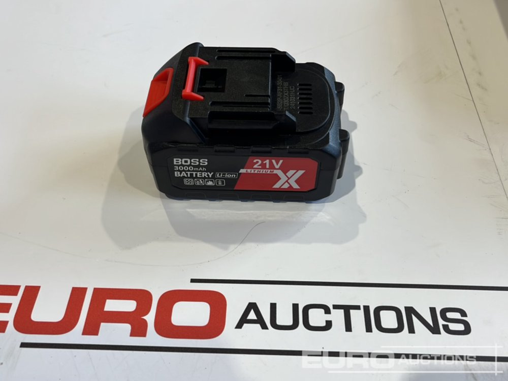 Bouwmaterieel Unused Boss 21 Volt Lithium Battery Cordless Grease Gun, 2 Batteries, Charger, Case, Shoulder Strap, Extension Pieces and Fittings: afbeelding 7 Bouwmaterieel Unused Boss 21 Volt Lithium Battery Cordless Grease Gun, 2 Batteries, Charger, Case, Shoulder Strap, Extension Pieces and Fittings: afbeelding 7