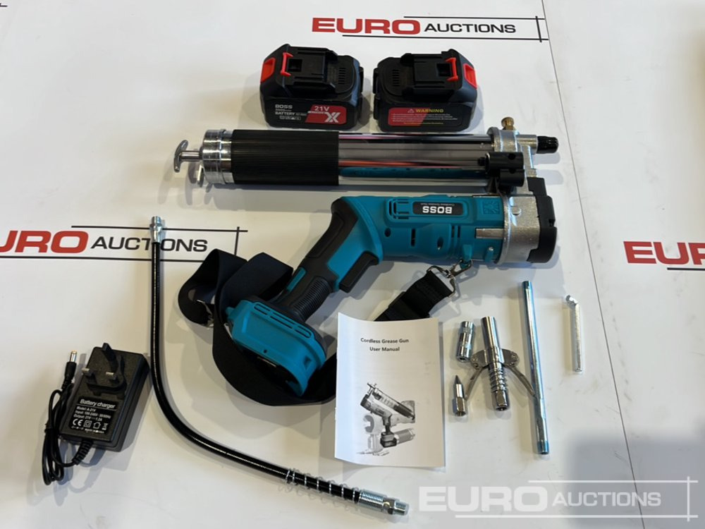 Bouwmaterieel Unused Boss 21 Volt Lithium Battery Cordless Grease Gun, 2 Batteries, Charger, Case, Shoulder Strap, Extension Pieces and Fittings: afbeelding 13 Bouwmaterieel Unused Boss 21 Volt Lithium Battery Cordless Grease Gun, 2 Batteries, Charger, Case, Shoulder Strap, Extension Pieces and Fittings: afbeelding 13